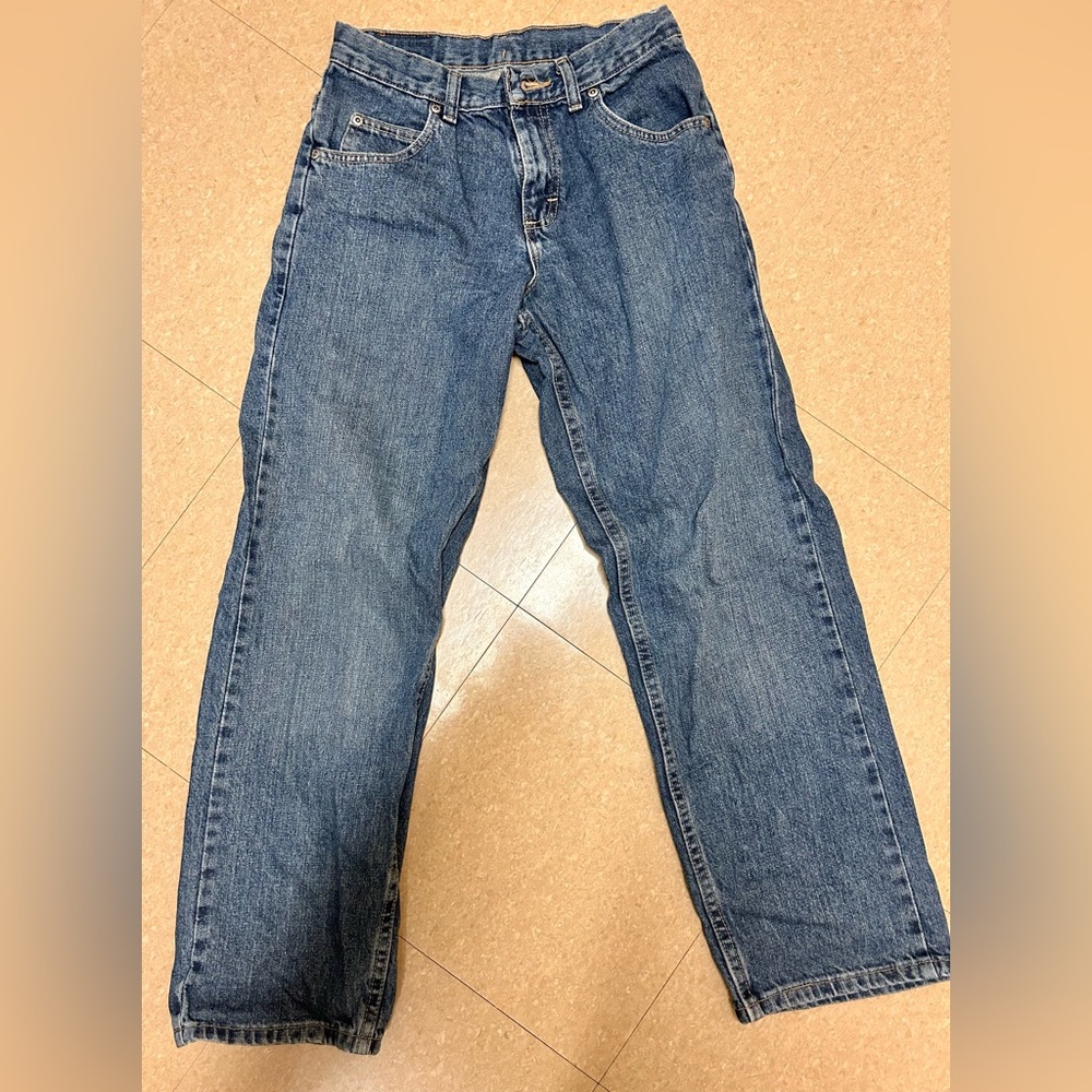 Lee kid's jeans, wide leg, mid rise fit, fits a women's 0